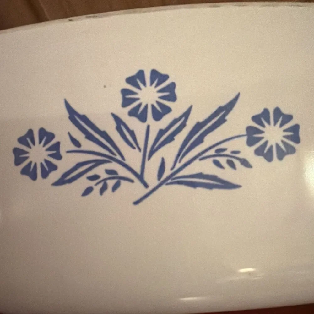 Corning Ware P-1 1/2-B Blue Cornflower Casserole Dish W/ Pyrex A-7-C Lid Vintage